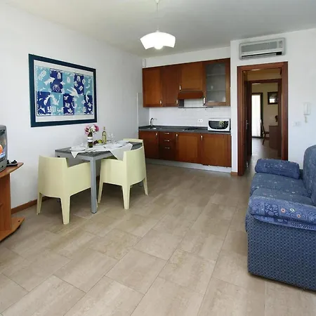 In By Adriatic Апартаменты Каваллино