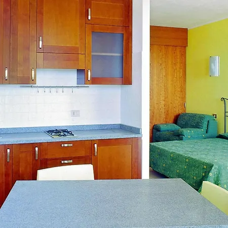 Eurobeach, Apartament *